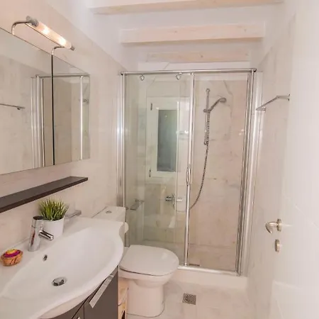 Appartement Orfeas *