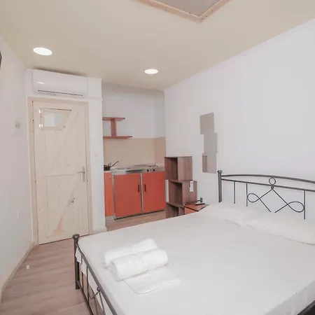Orfeas Apartman Vaszilikí